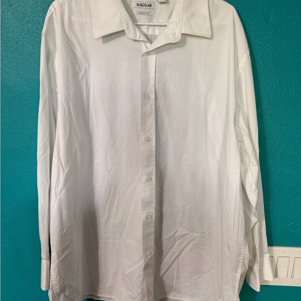 Haggar Men's White Long-Sleeve Dress Shirt
